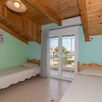 Mitros * Lithakia